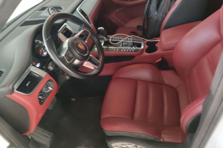 保时捷 2017款  Macan Turbo 3.6T中控内饰19