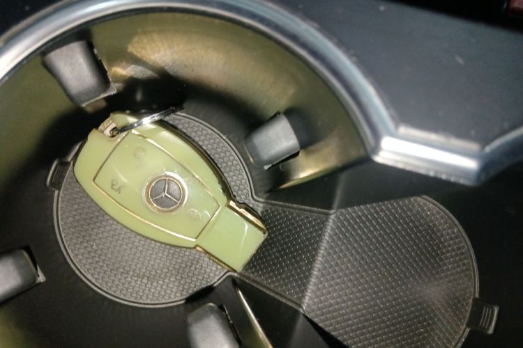 奔驰GLK级 2015款 GLK 300 4MATIC 时尚型 极致版中控内饰7001