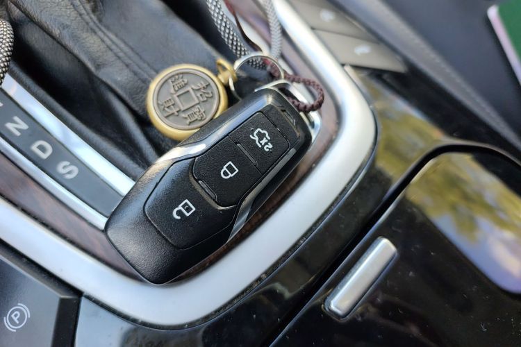 福特 锐界 2016款 EcoBoost 245 四驱尊锐型 7座中控内饰7001