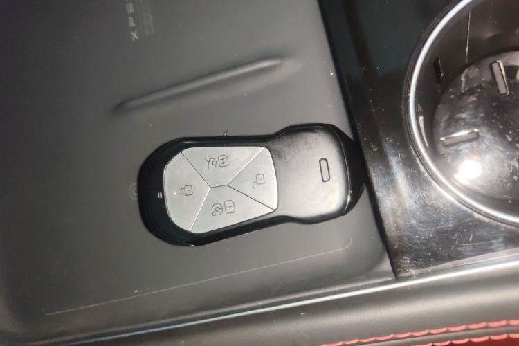 小鹏P7 2023款 P7i 702 Pro中控内饰7001