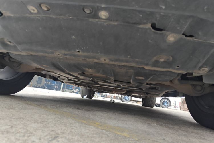 奔驰GLS 2017款 GLS 400 4MATIC时尚型局部细节9008