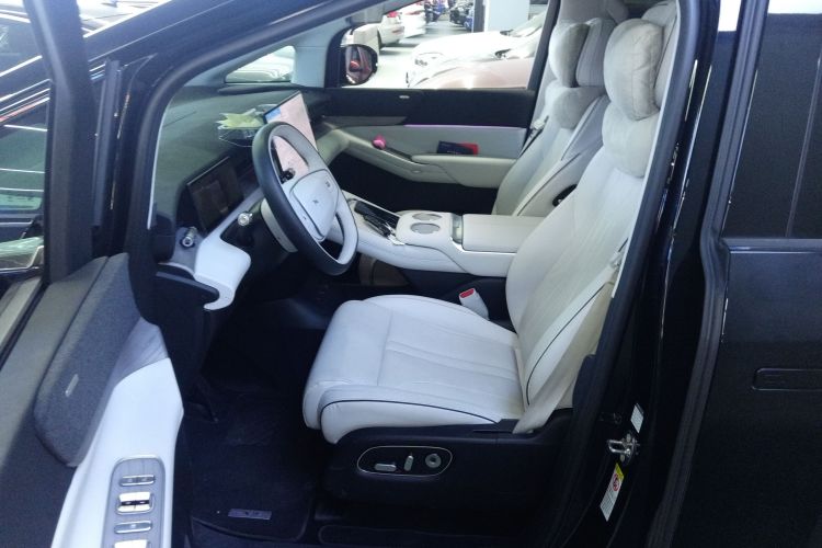 小鹏X9 2024款 640四驱高性能Max局部细节19