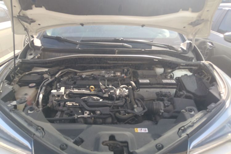 丰田C-HR 2020款 2.0L 豪华版机舱底盘24