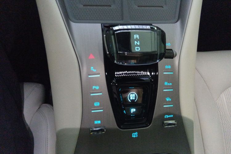 腾势N7 2023款 超长续航版局部细节18