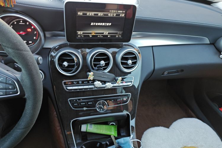 奔驰C级 2015款 改款 C 200 L中控内饰16