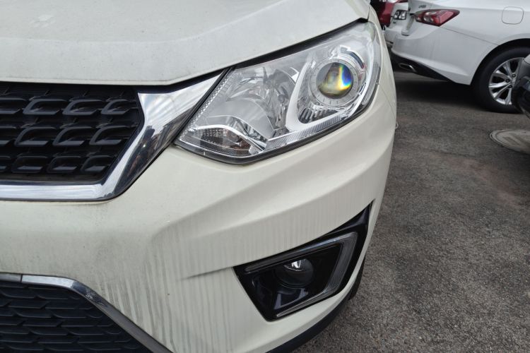 北京汽车 绅宝X35 2016款 1.5L 自动精英版局部细节36