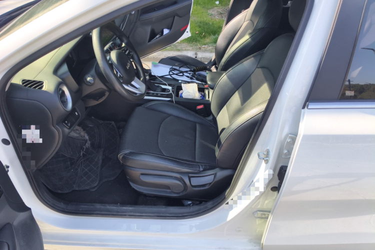 起亚K3 2021款 改款 1.5L CVT时尚版局部细节19