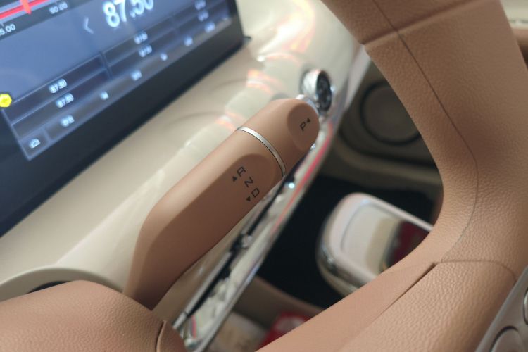 五菱汽车 五菱缤果 2025款 333km 悦享款中控内饰18