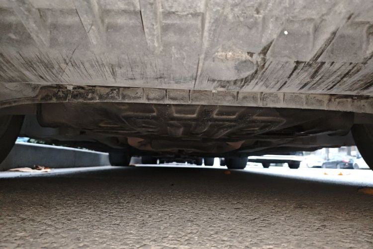 奔驰S级 2010款 S 300 L 商务型局部细节9008