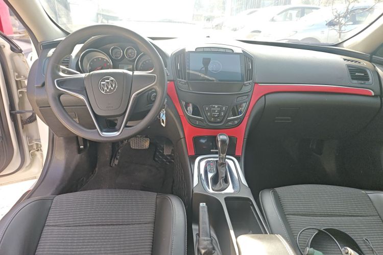 别克 君威 2015款 1.6T 领先技术型中控内饰12