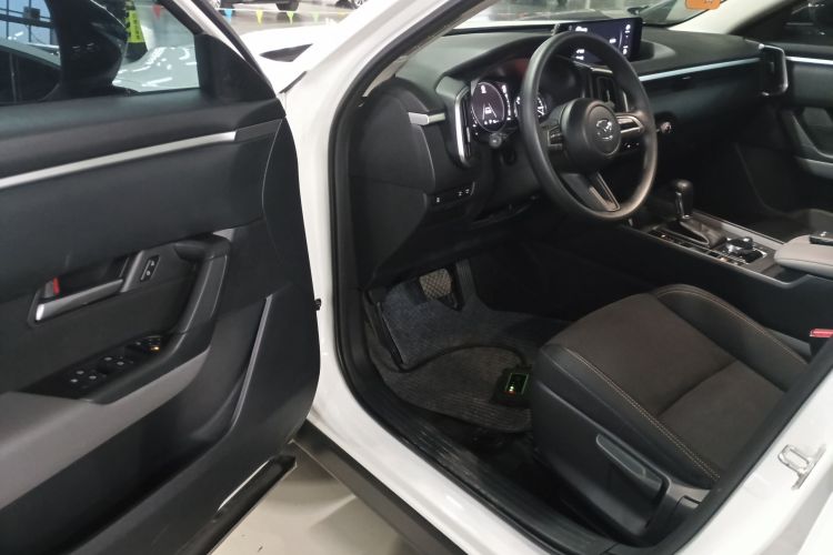 马自达CX-50行也 2023款 2.5L 悦行版中控内饰20