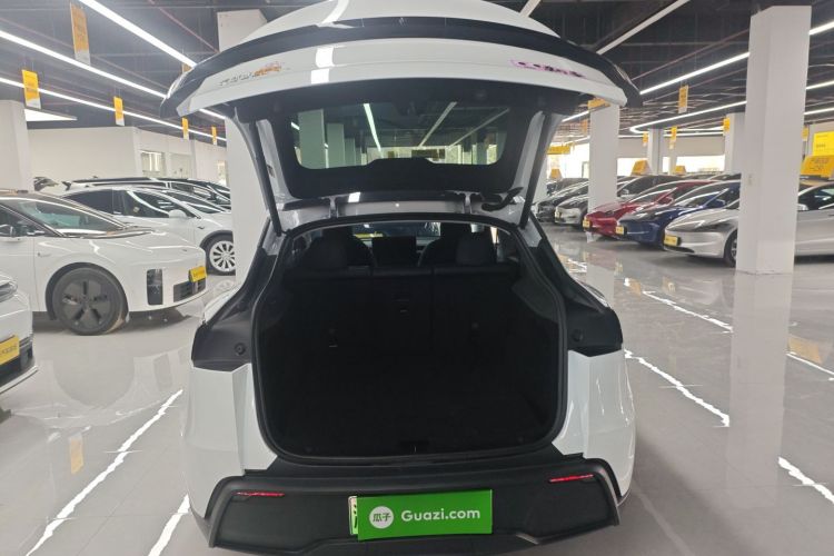 特斯拉 Model Y 2025款 长续航全轮驱动 首发版机舱底盘23