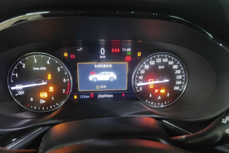别克 2022款 改款 昂科威S 552T 两驱精英型中控内饰14