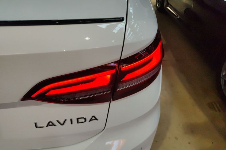 大众 朗逸 2024款 300TSI DSG星空领先版车身外观6006