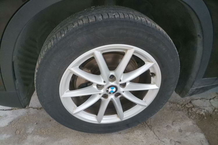 宝马X1 2018款 sDrive18Li 时尚型车身外观6007