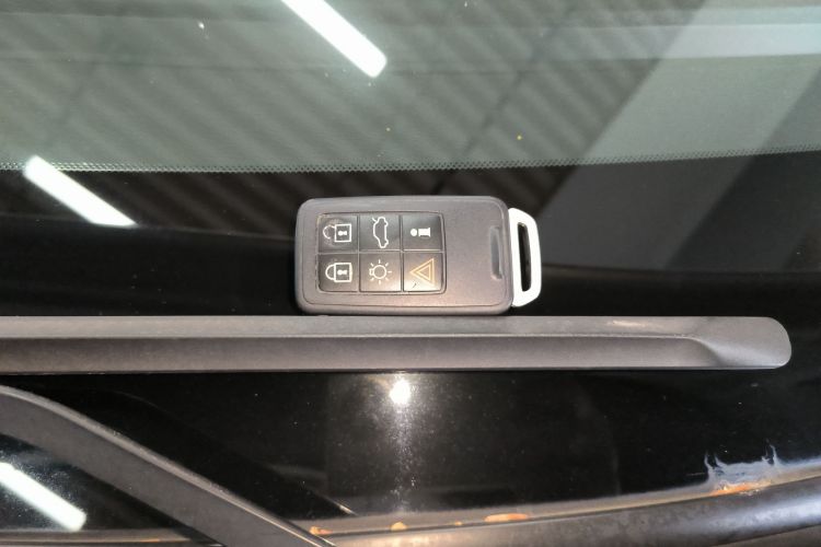 沃尔沃V40 2015款 1.6T 智雅版中控内饰11