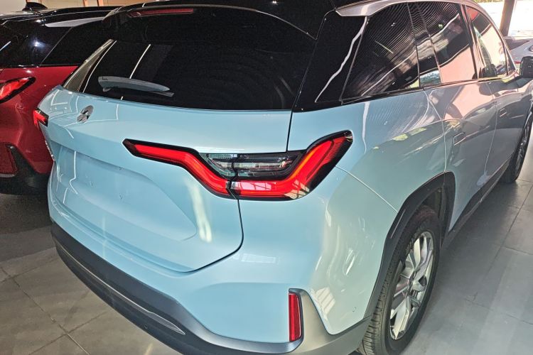 蔚来ES6 2020款 430KM 性能版车身外观9