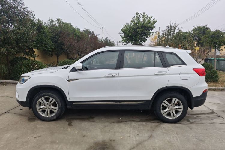 长安CS75 2017款 尚酷版 1.5T 自动锋悦型车身外观6003