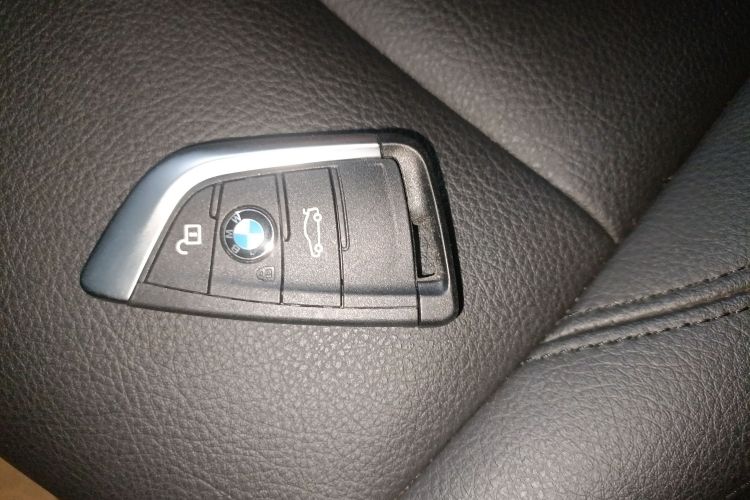 宝马X1 2019款 sDrive20Li 领先型中控内饰11