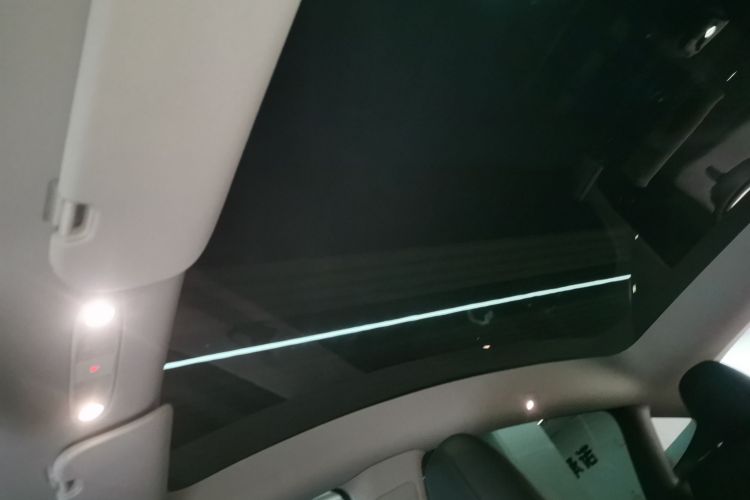 特斯拉 Model Y 2022款 改款 长续航全轮驱动版局部细节22