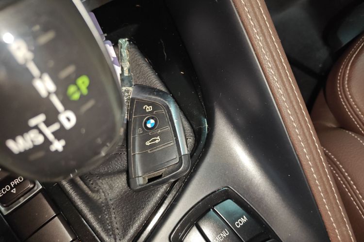 宝马X2 2020款 sDrive20i M越野套装中控内饰11