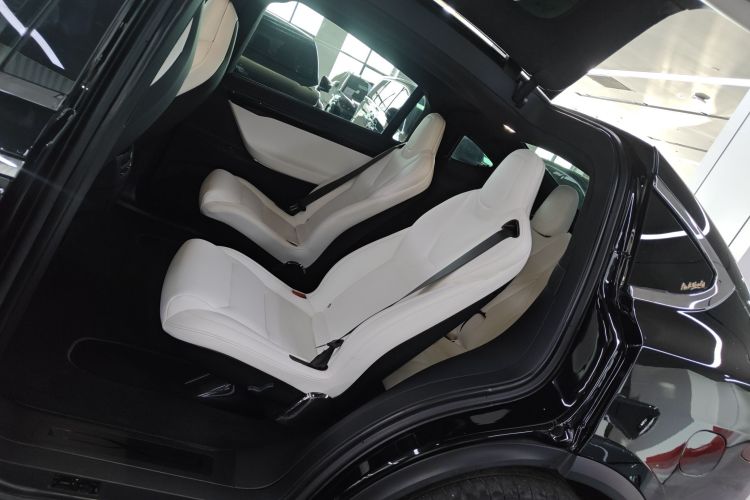 特斯拉 Model X 2019款 Performance 高性能版中控内饰21