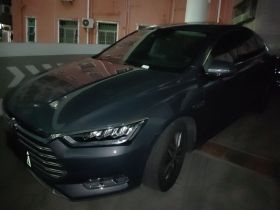 比亚迪 秦Pro新能源 2019款 DM 超能版 1.5TI 自动智联劲睿型 国VI