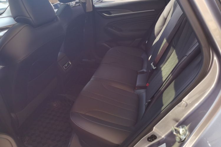 长安 逸动 2021款 PLUS 1.6L GDI CVT豪华型中控内饰21