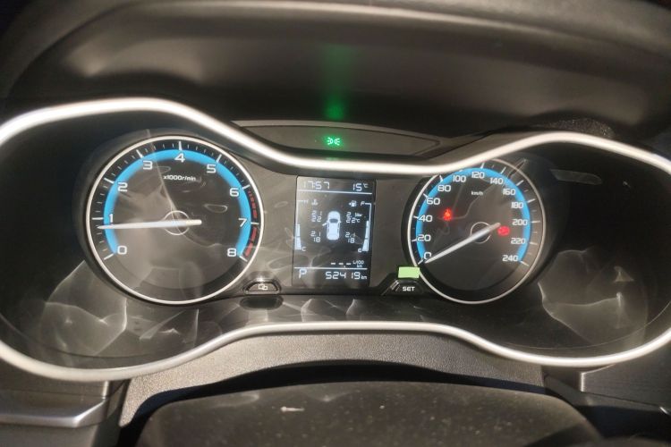 吉利汽车 帝豪 2021款 UP 1.5L CVT豪华型中控内饰14