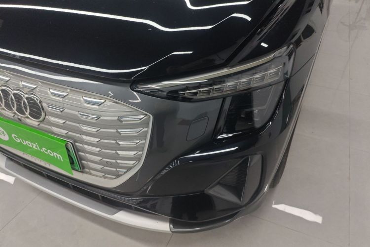 奥迪Q5 e-tron 2022款 40 e-tron 星耀型 锦衣套装局部细节36