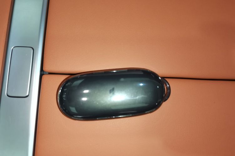 理想汽车 理想L6 2024款 Pro中控内饰11