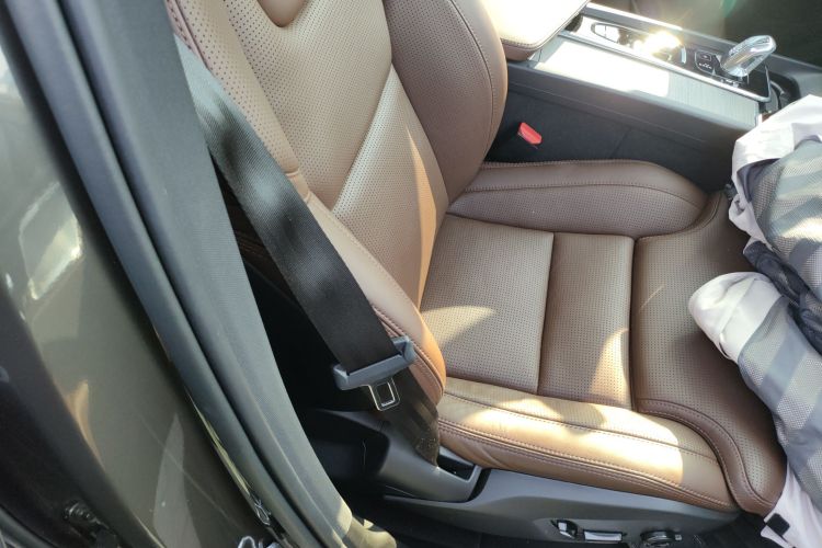 沃尔沃XC60新能源 2019款 T8 E驱混动 智尊豪华版 国V局部细节41