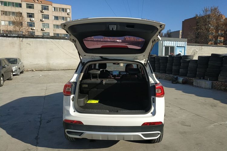 宝骏510 2017款 1.5L 自动时尚型机舱底盘23