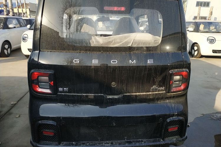 吉利银河 2025款 210km 熊猫卡丁车身外观6