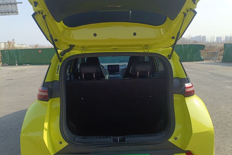 比亚迪 海鸥 2023款 飞翔版机舱底盘23