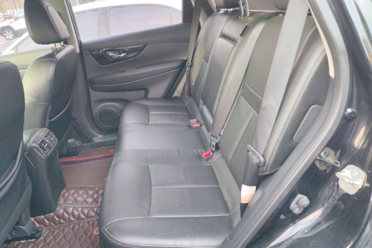 日产 奇骏 2020款 2.0L XL ITS CVT 2WD智联舒适版中控内饰21