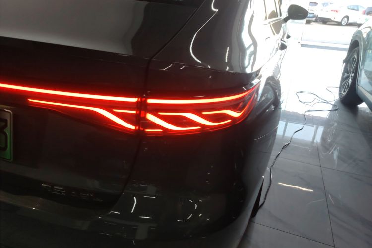 奇瑞 风云A8L 2025款 1.5TGDI 145km 豪华型车身外观9