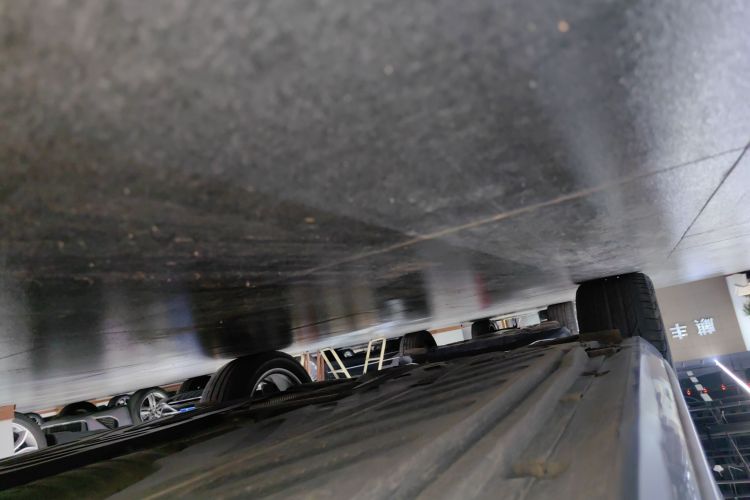 奔驰C级 2015款 C 200 L 运动型局部细节9001