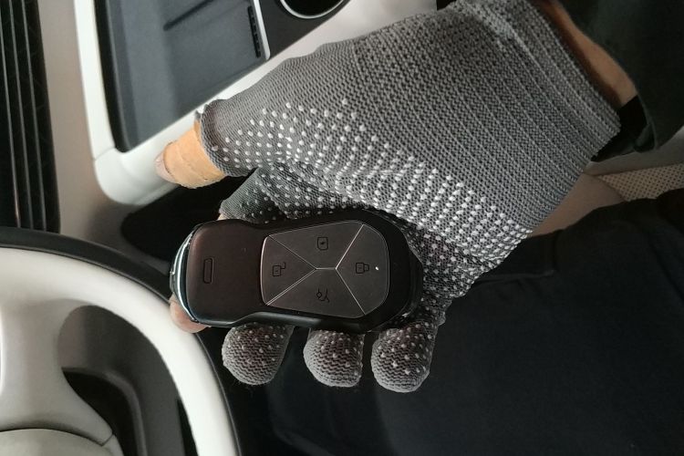 小鹏G6 2023款 580 长续航 Pro中控内饰11