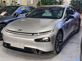 小鹏P7 2023款 P7i 610 Max 性能版