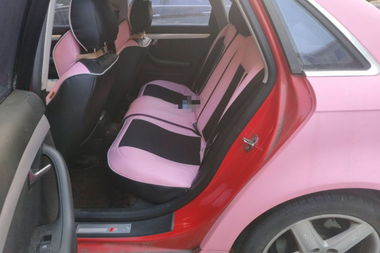 奥迪A4 2008款 2.0T 个性风格版中控内饰21