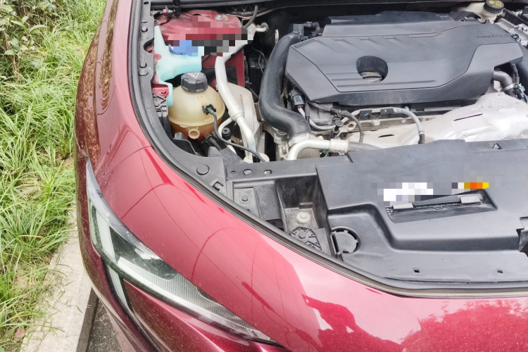 标致508 2021款 508L 400THP PureTech 驾控版局部细节9006