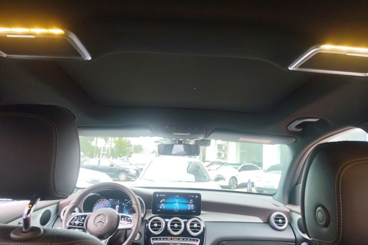 奔驰GLC 2021款 GLC 260 L 4MATIC 动感型中控内饰22