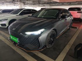 长安UNI-V 2023款 2.0T 锋速版