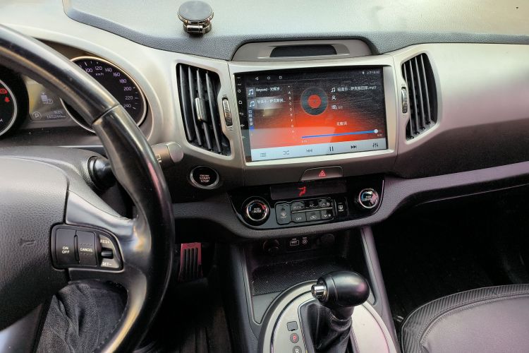 起亚 智跑 2015款 2.0L 自动两驱版GLS中控内饰16