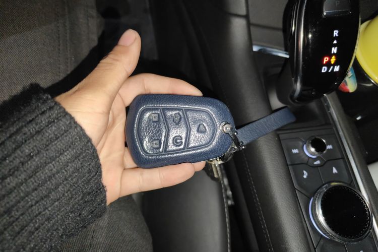 凯迪拉克XT6 2020款 28T 六座豪华型中控内饰11