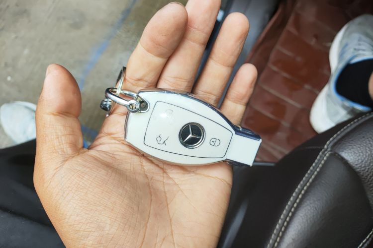 奔驰GLE 2015款 GLE 320 4MATIC中控内饰7001