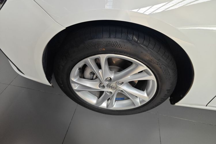 别克 君威 2020款 552T 精英型车身外观6007