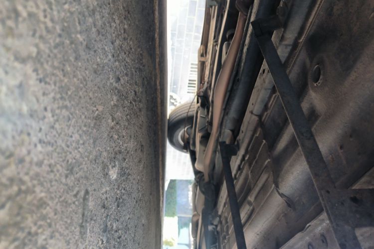 日产 奇骏 2017款 2.0L CVT舒适版 2WD局部细节9004