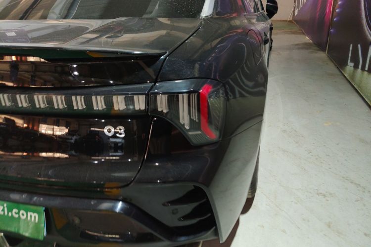 领克03 2023款 1.5TD DCT劲Pro车身外观9